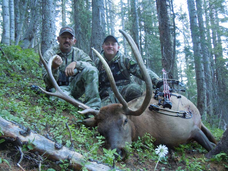 BE517, Travis Shippey and Mark Kayser with Colorado bowkilled elk, copyright Mark Kayser